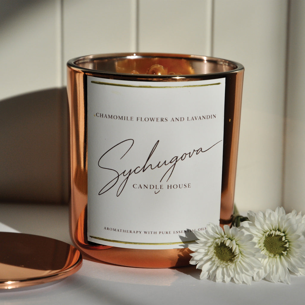 Chamomile and lavandin deep sleep aromatherapy candle in a glass jar with cherry wood wick — Sychugova Candle House