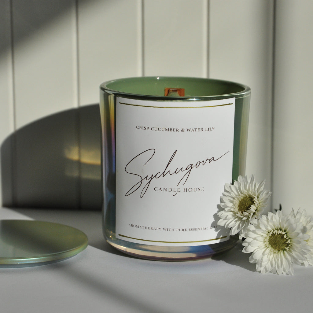 Crisp cucumber and waterlily mental reset aromatherapy candle in a glass jar with wood wick — Sychugova Candle House